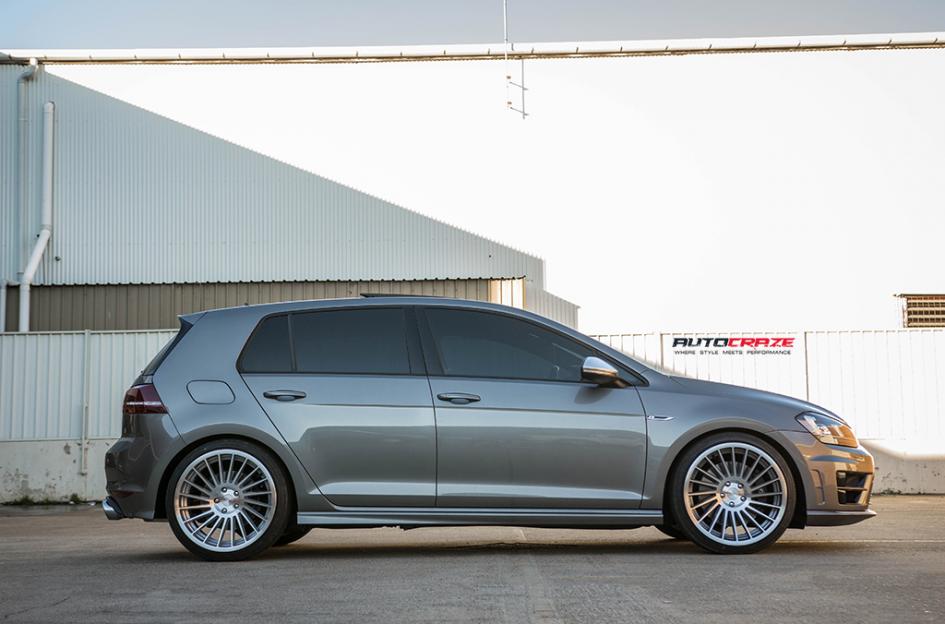 VOLKSWAGEN GOLF IND T SILVER MACHINED FACE